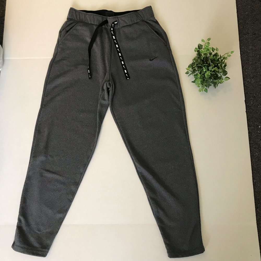 Nike Joggers - Gray